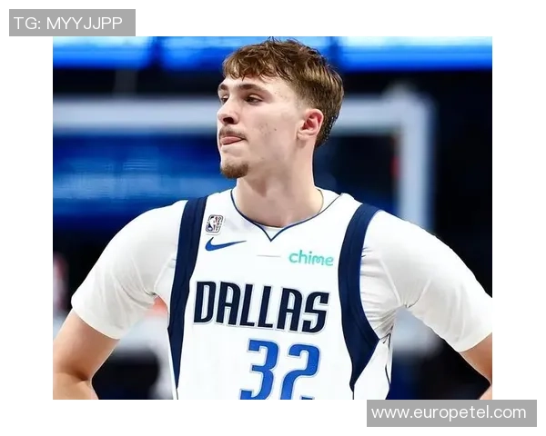 独行侠状元弗拉格荣膺年度最佳新秀成NBA历史第二年轻得主